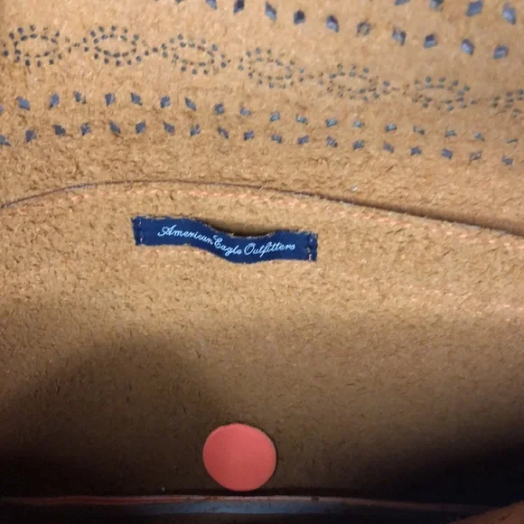 AMERICAN EAGLE OUTFITTERS bright fluorescent Orange clutch bag. - Picture 7 of 10